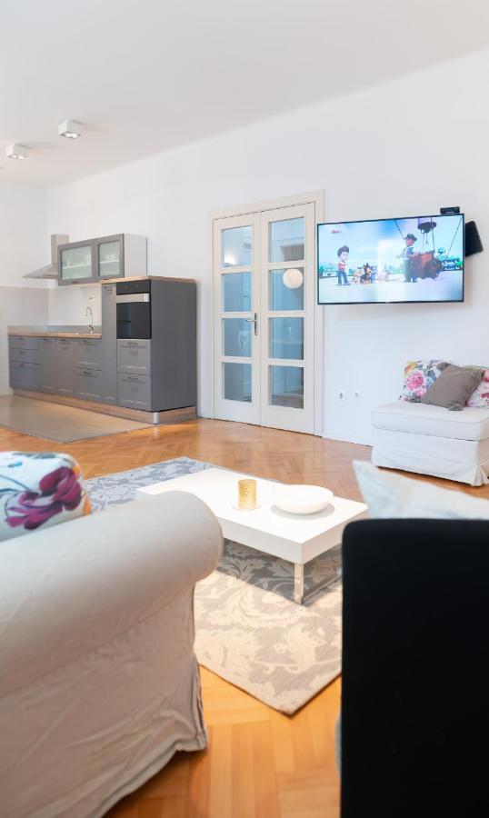 Franco'S Spacious Residence - Great Location Split Eksteriør bilde